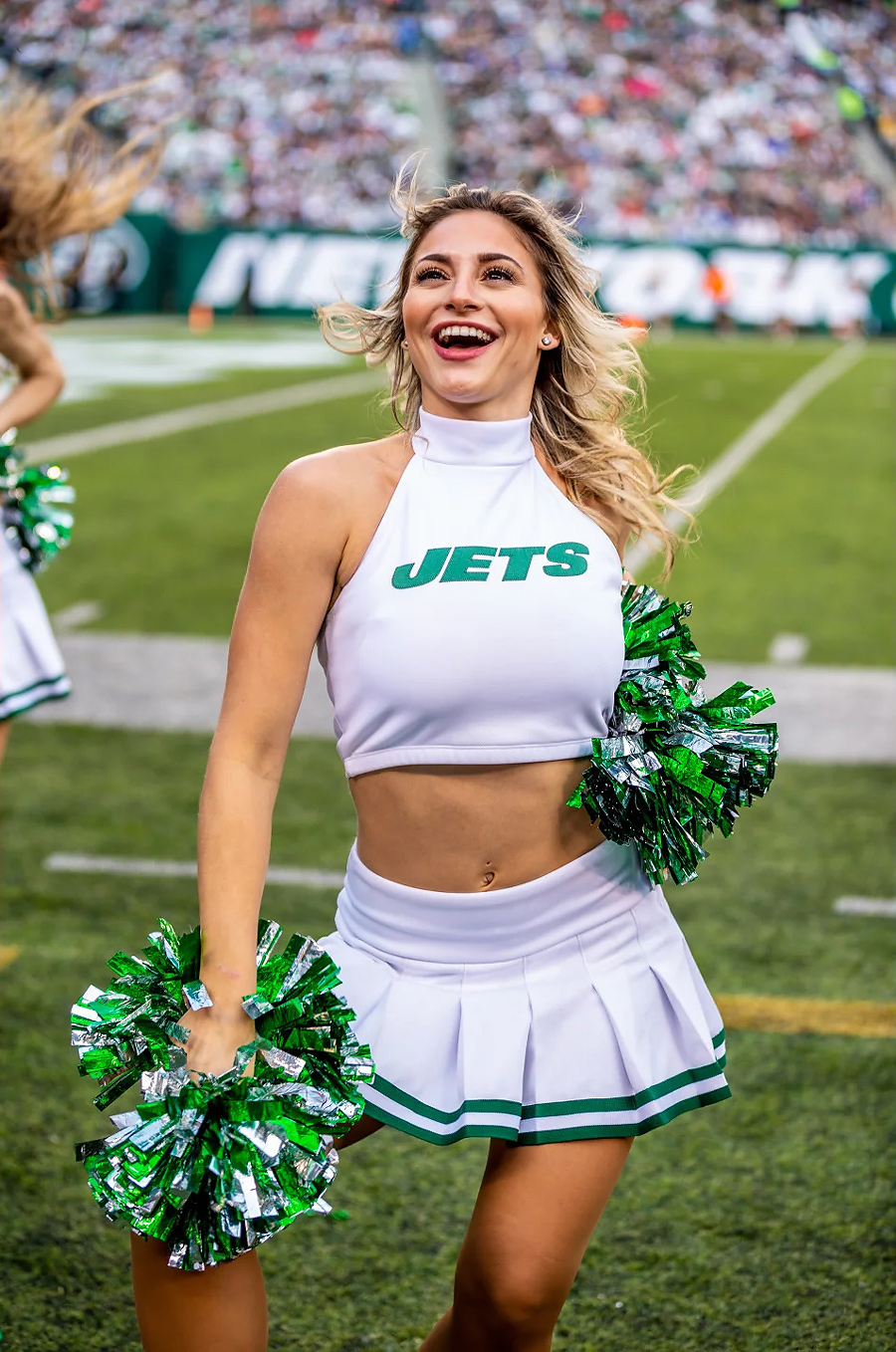 Jets Flight Crew pe X: „Natalie shares this week's