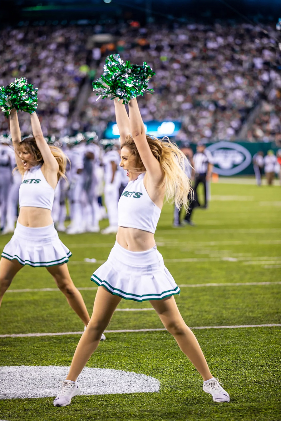 New York Jets Flight Crew Photos from Week 1 – Ultimate Cheerleaders