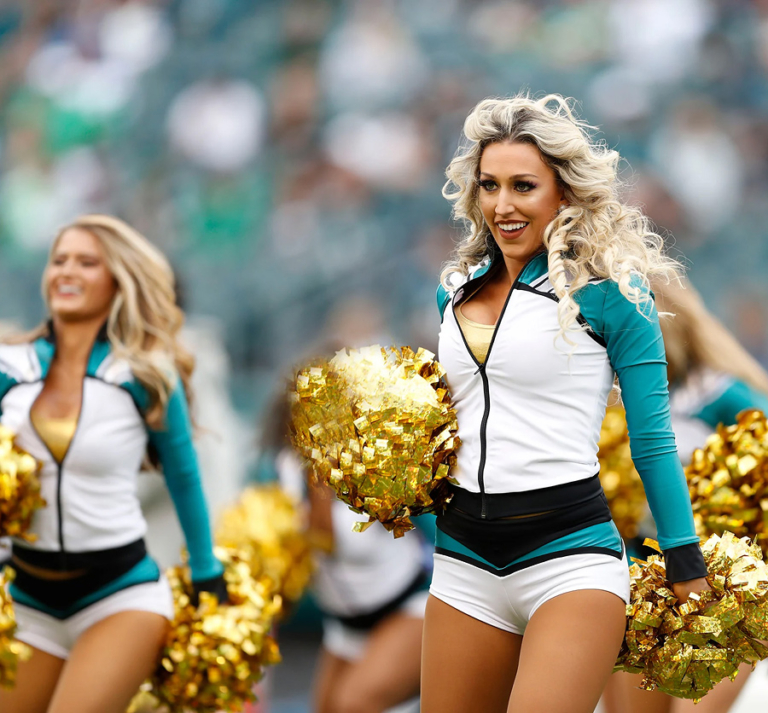 Philadelphia Eagles – Ultimate Cheerleaders