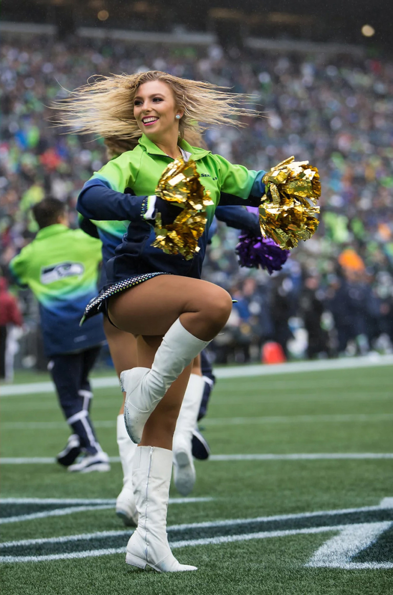 Seattle Seahawks Ultimate Cheerleaders