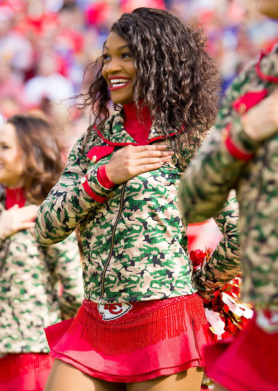 Kansas City Chiefs Cheerleaders Photos from Week 9 – Ultimate