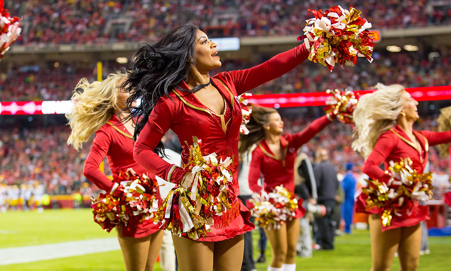 Kansas City Chiefs Cheerleaders Photos from Week 8 – Ultimate Cheerleaders