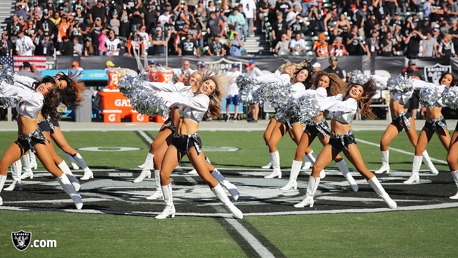 Oakland Raiderettes Photos from Week 11 – Ultimate Cheerleaders