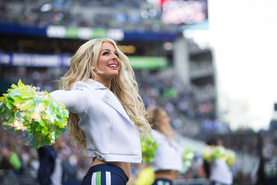 Seattle Seahawks Cheerleaders Photos from Week 9 – Ultimate Cheerleaders