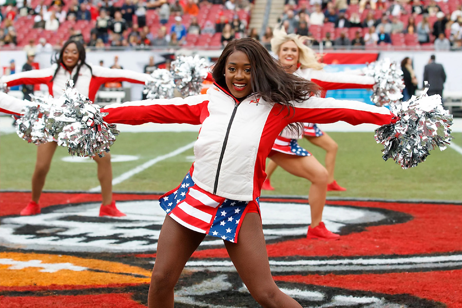 Buccaneer Cheerleaders Get New Uniforms for 2018 Season - Bucs Report