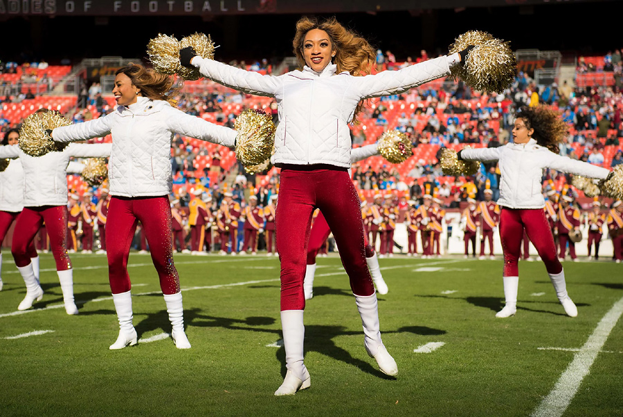 Monday Morning Uniform Poll: Washington Redskins Cheerleaders