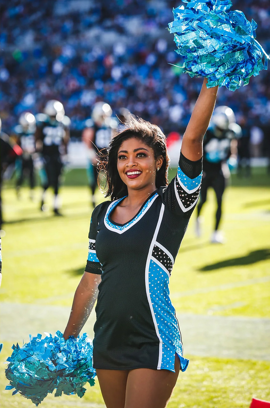 Carolina Panthers – Ultimate Cheerleaders