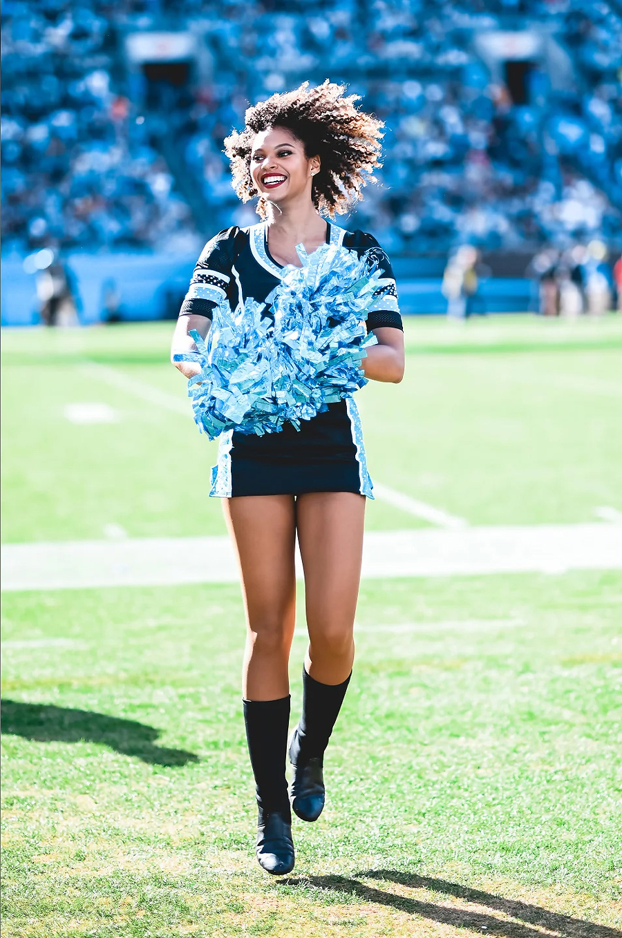 Carolina Panthers – Ultimate Cheerleaders