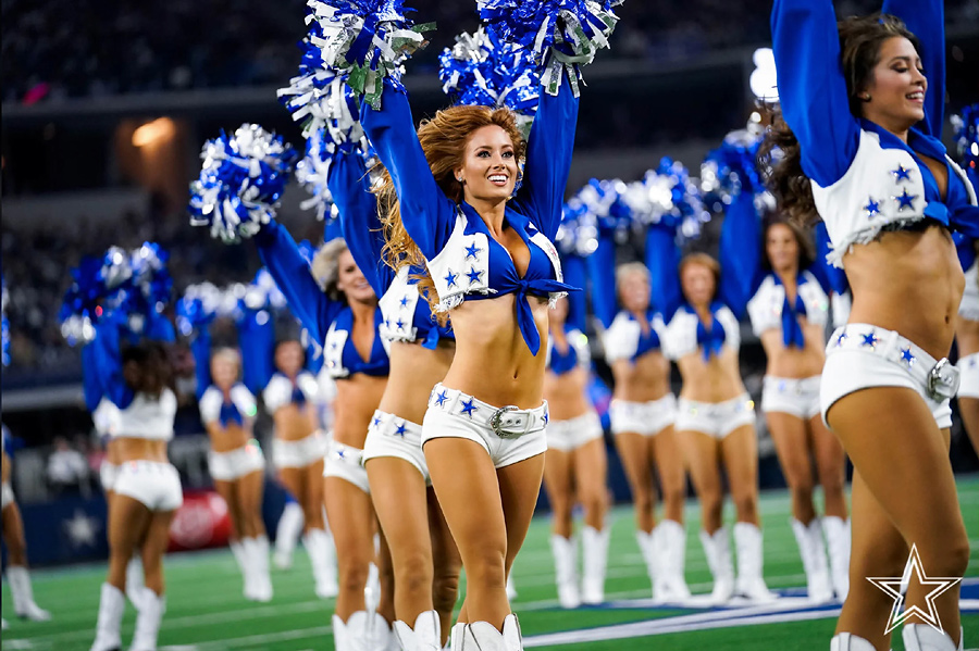 Dallas Cowboys Cheerleaders Photos from Week 13 – Ultimate