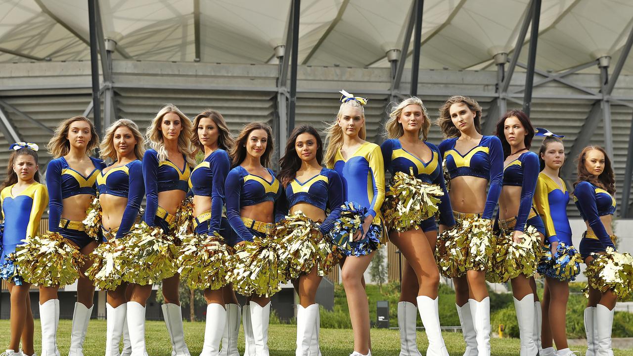 The “Ray Team” Of Tampa Bay – Ultimate Cheerleaders